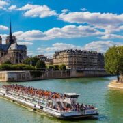 Bateaux-Mouches de Paris