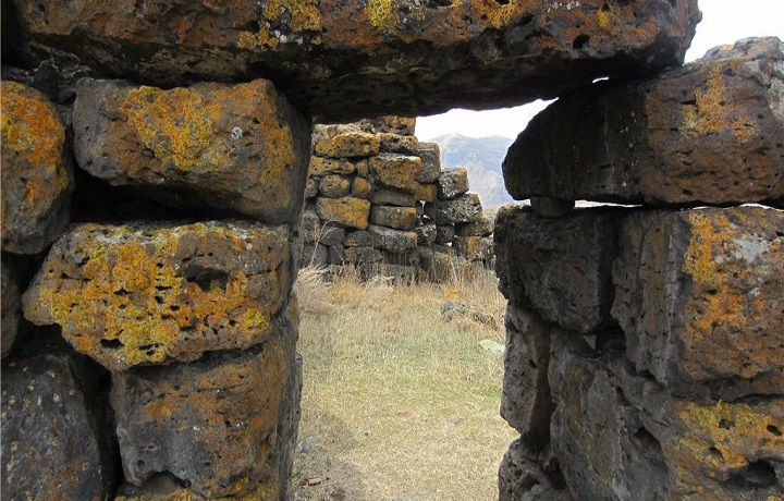 Saro megaliths