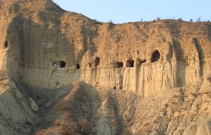 Pirukugmari monastery