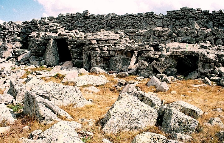 Shaori megaliths